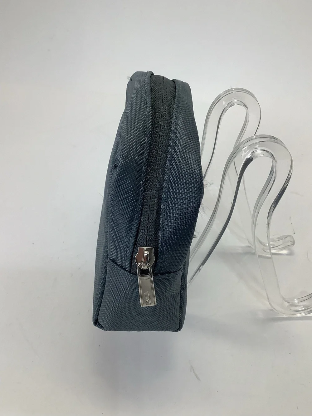 TUMI‎ For Delta Toiletry Cosmetic Gray Travel Pouch